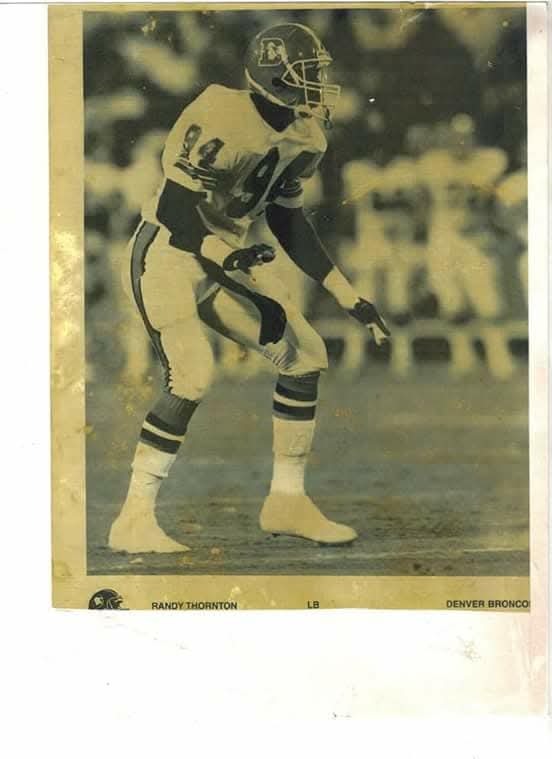 Archival football photograph of Randy Thornton